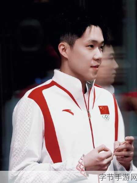 王楚钦用粤语介绍自己 孙颖莎笑了_王楚钦用粤语自我介绍，孙颖莎忍俊不禁。